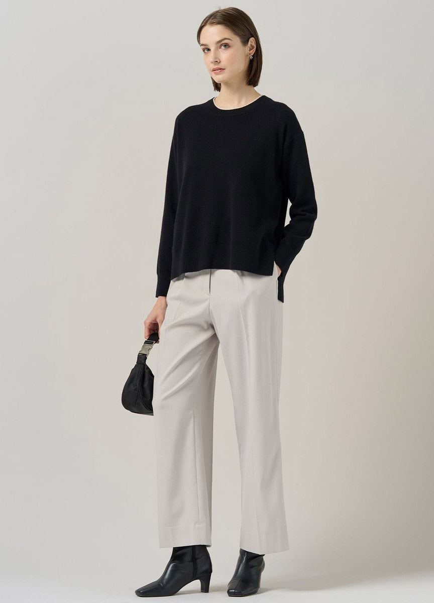 輕柔喀什米爾混紡圓領上衣